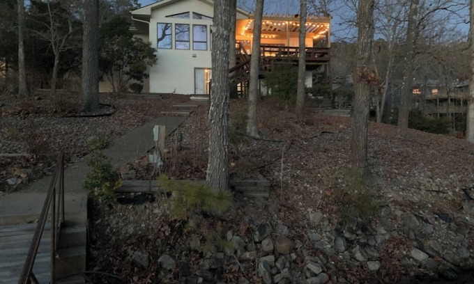 Hot Springs Village Casa | Paradise Lakefront w/optional Boat Rental