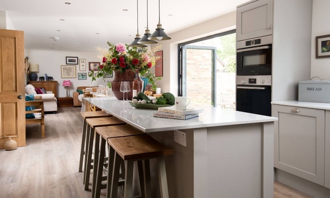 Newby Wiske Casa | PARTRIDGE LODGE - A fabulous holiday home, sleeps 10, close to the Moors & Dales