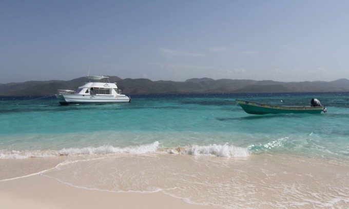Los Cerros Alquiler De Eote | Catamarán de fiesta en barco