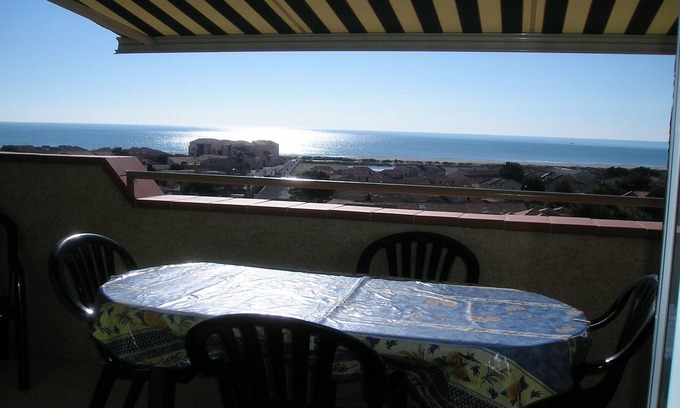 Saint-Pierre-la-Mer Cabina | Pabellón T3 *** 72m2 Vista al mar 180 °, Wifi, Piscina, Internet, Aire acondicionado,