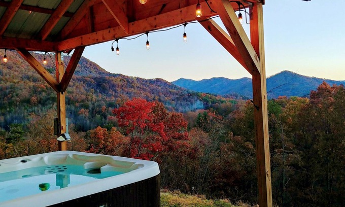 Bryson City Cabina | Paz del cielo ~ NUEVO 2019 ~ Increíble 280 * Vistas a la montaña, aislado, bañera de hidromasaje