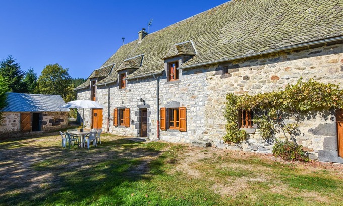 Oradour Casa | Retiro tranquilo en la montaña