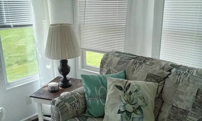 Fredericksburg Otro | Peaceful Pastures