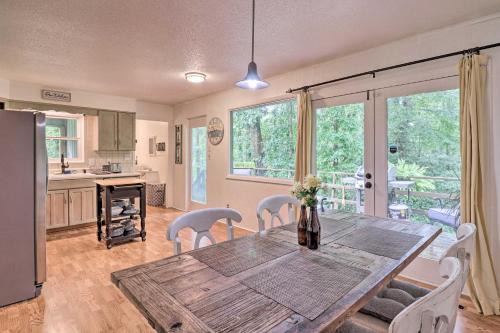 Pisgah Forest Casa | Peaceful Pisgah Forest Cottage with Fire Pit!