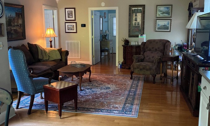 Athens Cabaña | Pacífica retirada boscosa al norte de Atenas