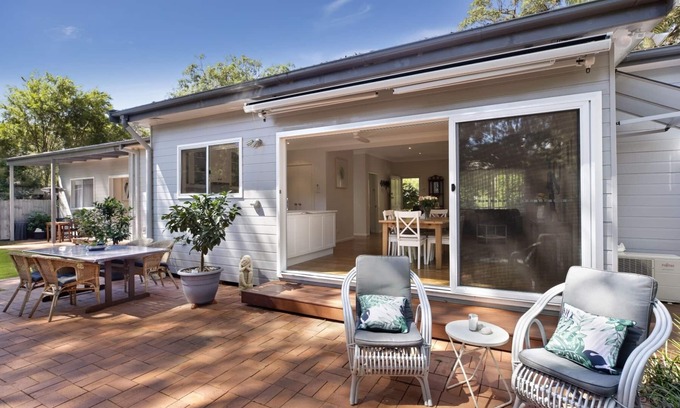 Pearl Beach Casa | Pearl Bliss, a sundrenched, secluded oasis 200m from spectacular Pearl Beach