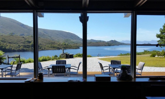 Strathgordon Hotel | Pedder Wilderness Lodge