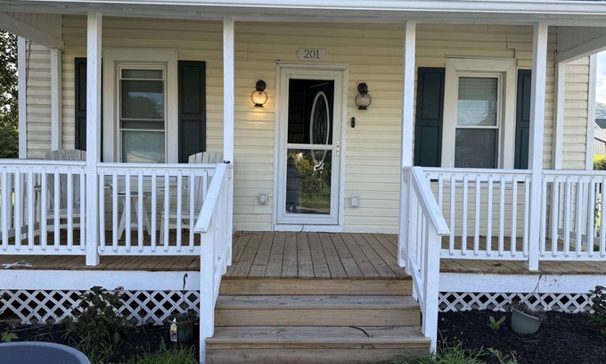 Julian Casa | ESTADO DE PENN HERMOSA CASA DE PAÍS