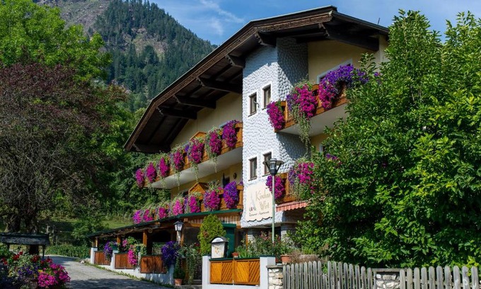 Doebriach Casa | Pension Appartements Kirchenwirt