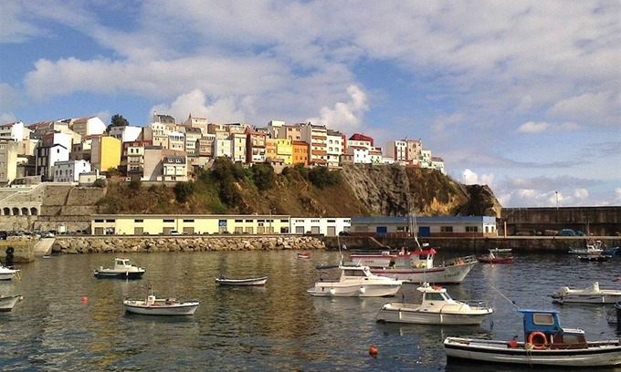 Malpica de Bergantinos Apartamento | Ático con terraza y vistas al mar cerca de la playa - Ático con vistas al mar