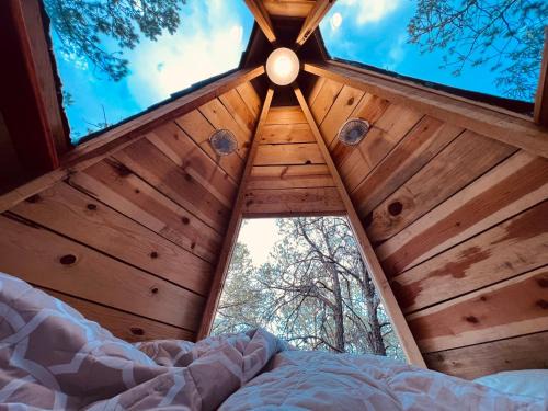 Arteaga Otro | Pequeña cabaña mágica con chimenea interior