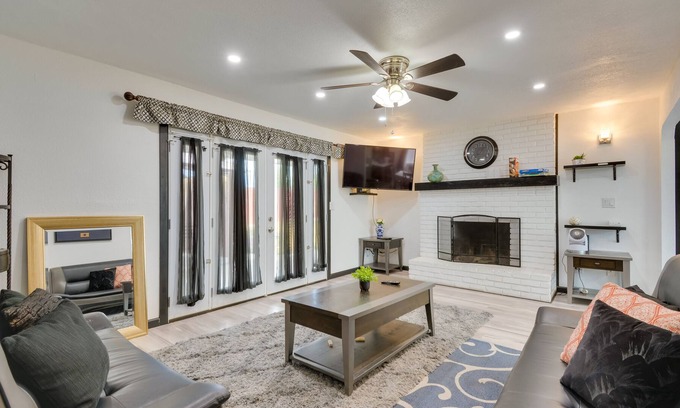 Atwater Casa | Pet-Friendly Atwater Home ~ 12 Mi to Yosemite Lake