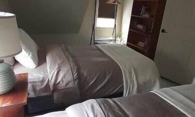 Sackville Casa | Pet Friendly Cute and Cozy in Sackville.