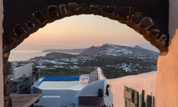 Pyrgos Casa | Phaos 1870 A Restored Winery