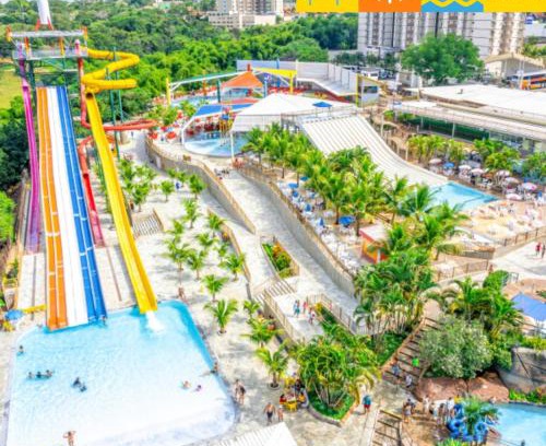 Prive das Caldas Apartamento | Piazza diRoma com acesso ao acqua park - Temporada CN Carol