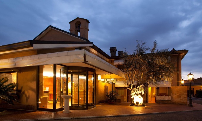 Quartiere XXV Appio Claudio Hotel | Piccolo Borgo