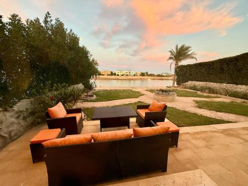 El Gouna Villa | Picturesque 3BR Villa- Free Lagoon Access ElGouna