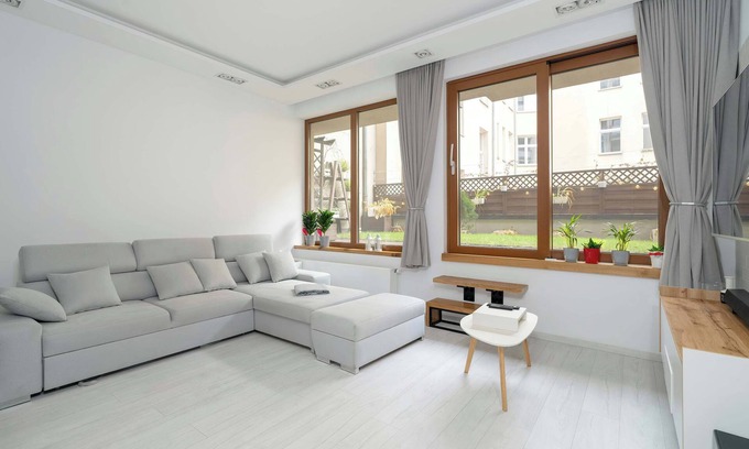 Jezyce Apartamento | Piekny Apartament z Ogrodkiem i Tarasem & Parking by Noclegi Renters