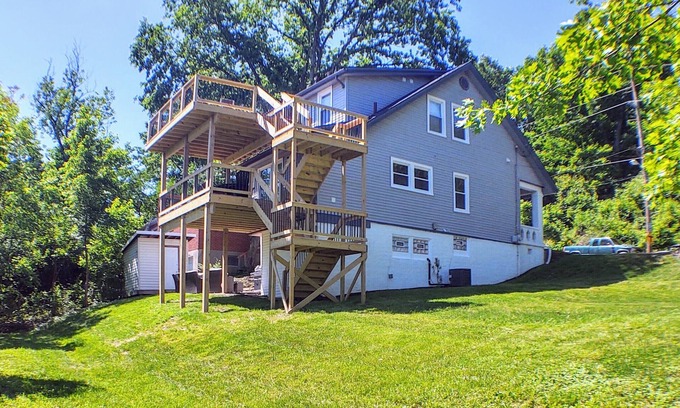 Latonia Casa | Pineapple Paradise 3 millas del centro de Cincinnati