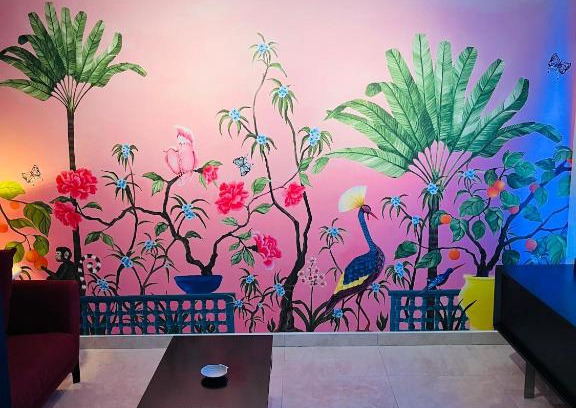 Reims Apartamento | Pink Tropical Champagne