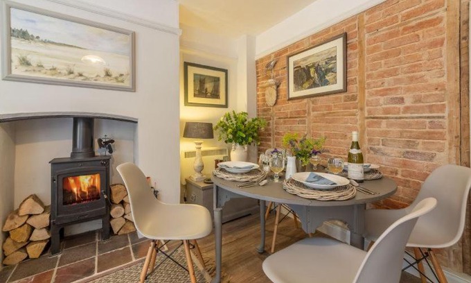 Holme Casa | Piper Cottage 2