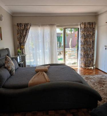 Klerksdorp Casa | Platinum Guesthouse