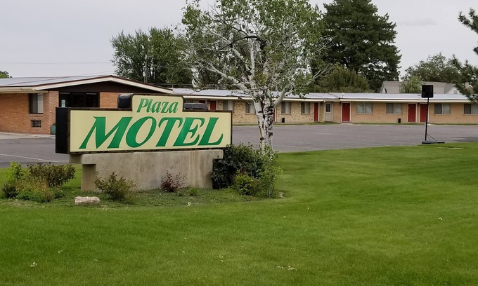 Preston Hotel | Plaza Motel