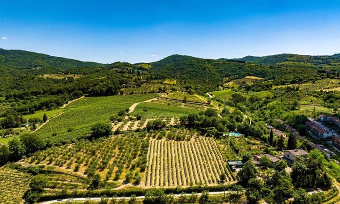 Greve in Chianti Casa | Podere Campriano Winery Adult only