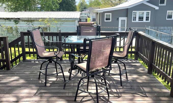 Portage Lakes Casa | Portage Lake, Firestone County Club and Football and Roll n Roll Hall of Fame