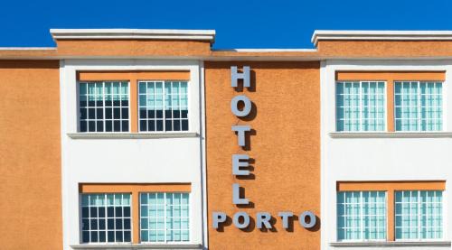 Lázaro Cárdenas Hotel | Porto Hotel