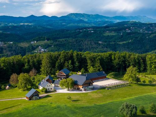 Bostanj Hotel | Posestvo Pule Equestrian Estate
