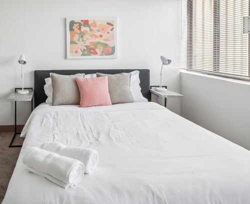 Downtown Harrisburg Apartamento | Pp 1301 Modern Corporate 2br, Pool, Gym