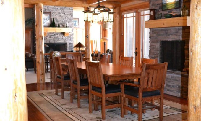 Sunriver Cabina | Diseñado Premier Custom Home. Incluye 10 pases SHARC ilimitadas