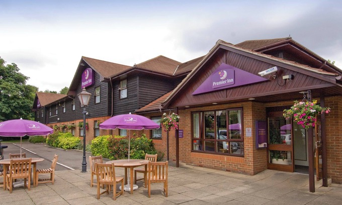 Leybourne Hotel | Premier Inn Maidstone - West Malling