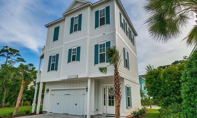 Windy Hill Complejo | Premier Luxury Retreat with Dual Patio Decks