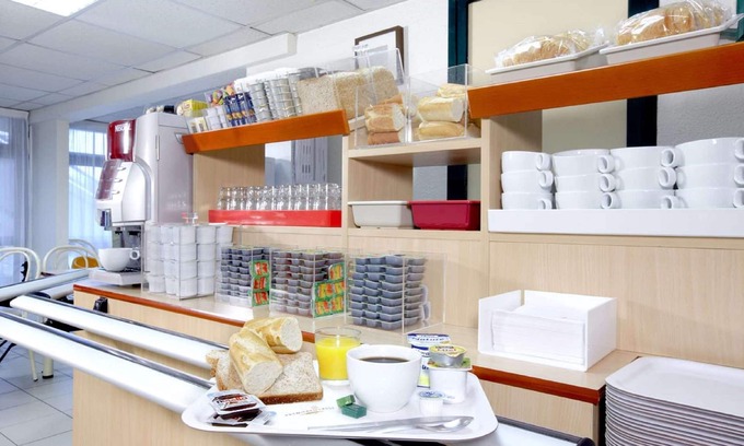 Tarbes Hotel | Premiere Classe Tarbes - Bastillac