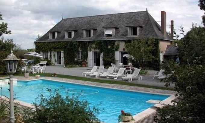 Val-du-Layon Cabaña | CASA PRESTIGIOSA CON PISCINA CLIMATIZADA, PISTA DE TENIS, SALA DE JUEGOS DE BILLAR