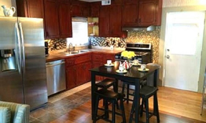 Aiken Cabaña | Prime Mid-town Location. Two Minutes to Bruce's Field, Fresh Market & Shops