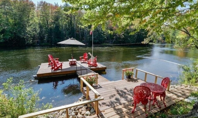 Bracebridge Cabaña | Pristine Cottage in beautiful surroundings