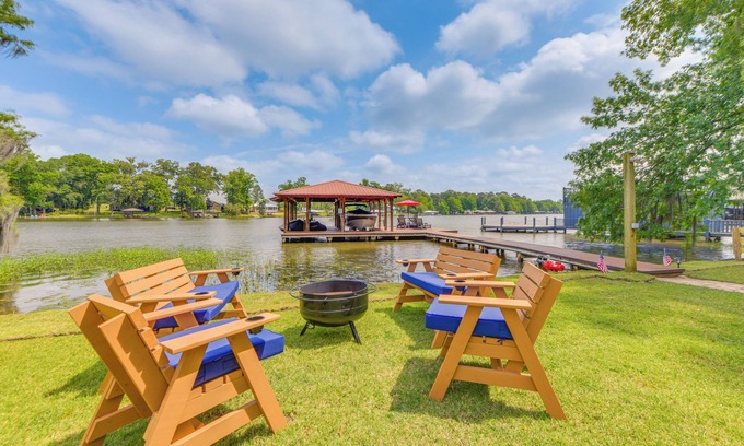 Cobb Cabaña | Private Dock + Porch: Lakefront Retreat in Cobb!