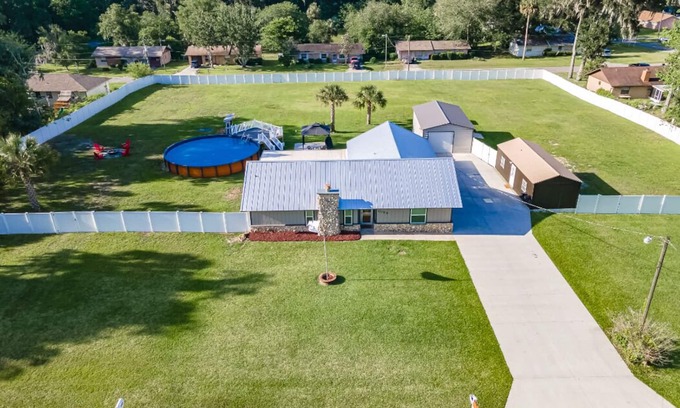 Ocala Casa | Private Family & Pup Escape with Pool Oasis