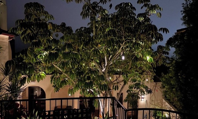 Country Club Cabaña | Private La Jolla Casita Escape