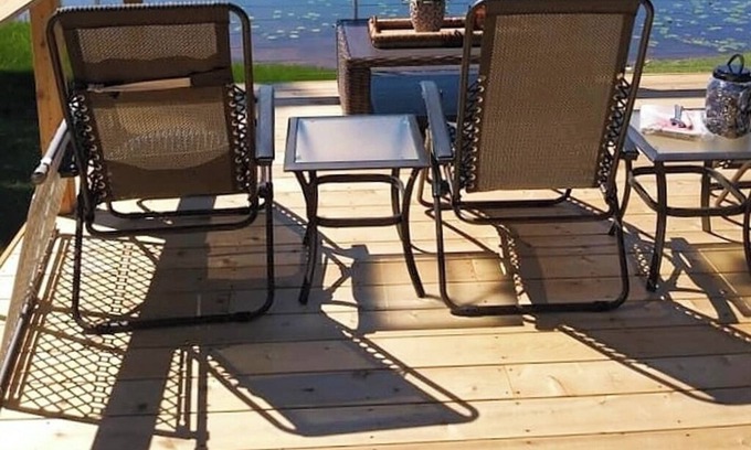 Brooklyn Cabina | Private Lakefront Hideaway