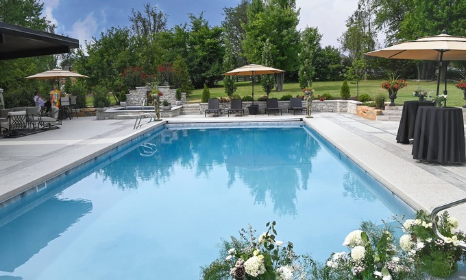 Simpsonville Casa | Private, Luxury Estate: PGA / Retreats / Derby