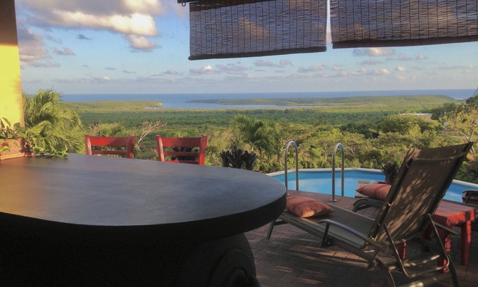 Puerto Ferro Cabaña | Bar de piscina privada en el paraíso con vista panorámica del Caribe. a / c, WiFi, perfecto!