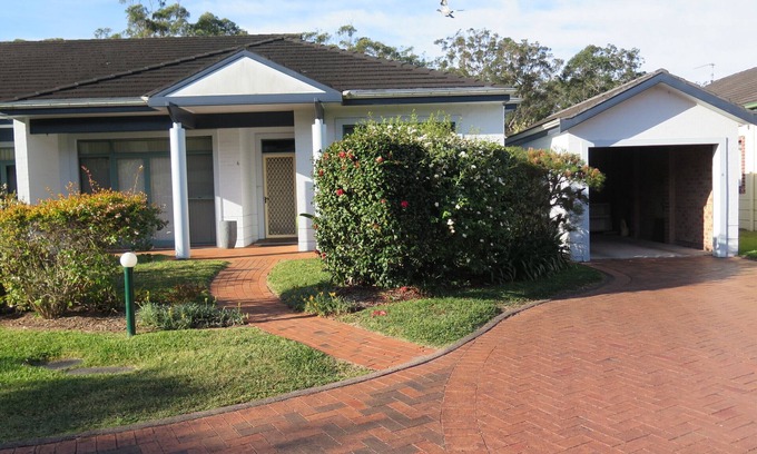 Forster Villa | Private Retreat in a Convenient Location