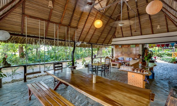 Playa Hermosa Hotel | Private Room @ Vida Asana, School of Yoga