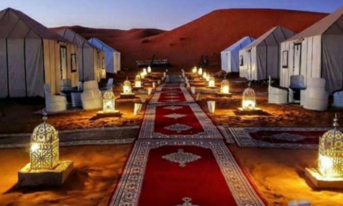 Merzouga Alquiler De RV | Private tent & camel trekking
