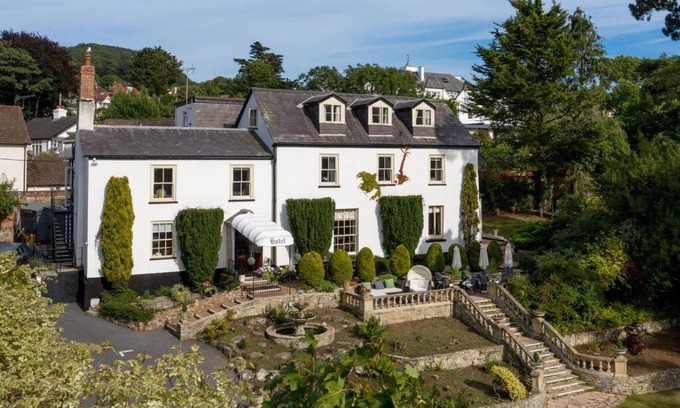 Sidmouth Villa | Private Use-Mount Pleasant Hotel 17 BR (sleeps32)
