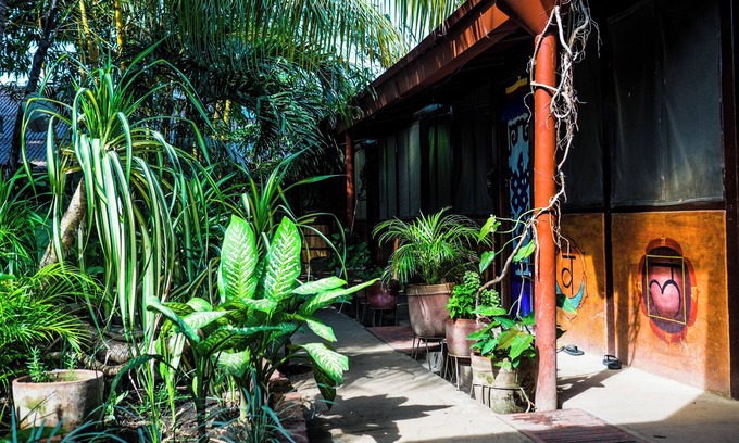 Granada Complejo | PURE Gym - Spa - Yoga - Lodging